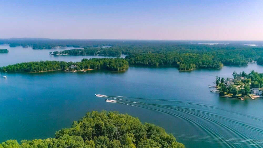 best bass fishing lakes in South Carolina